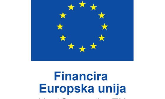 Automatizirana spektralna korekcija efekta unutrašnjeg filtra u fluorescencijskoj spektroskopiji